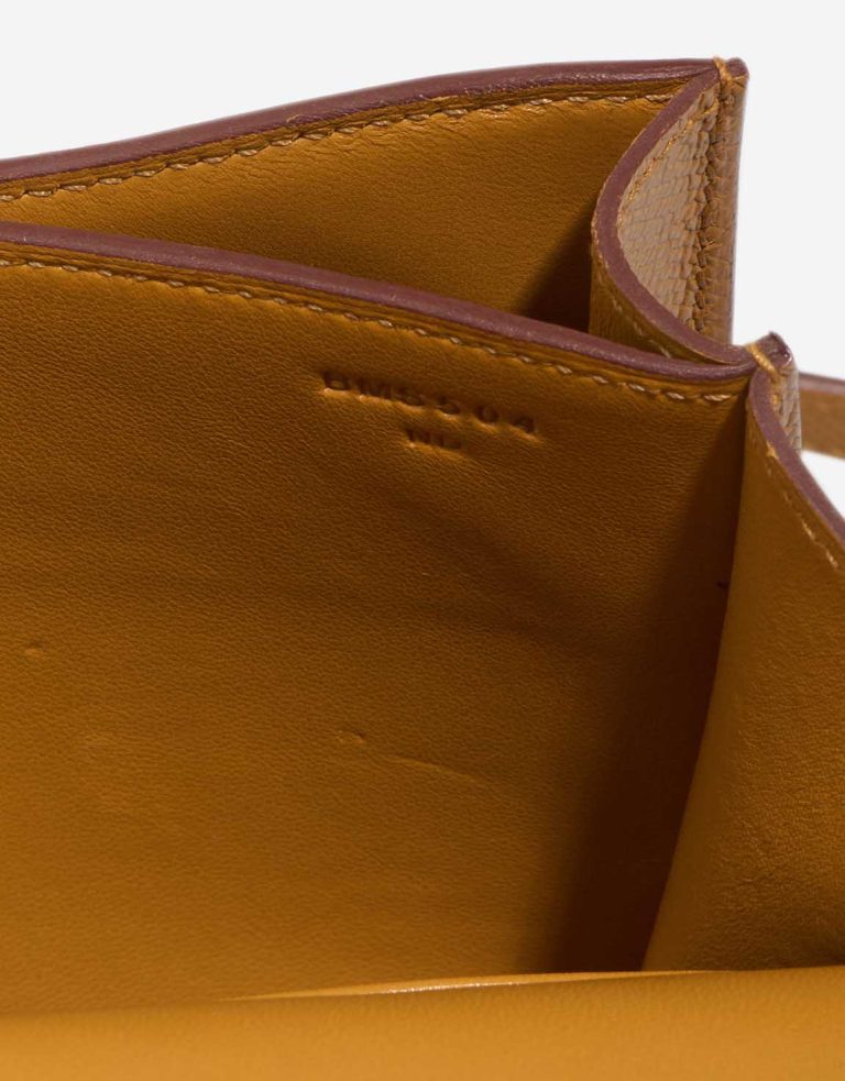 Hermès Constance 18 Epsom Sésame Signs of wear | Sell your designer bag
