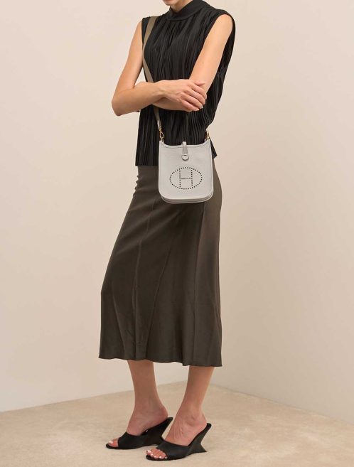 Hermès Evelyne 16 Clémence Bleu Pale / Étain on Model | Sell your designer bag