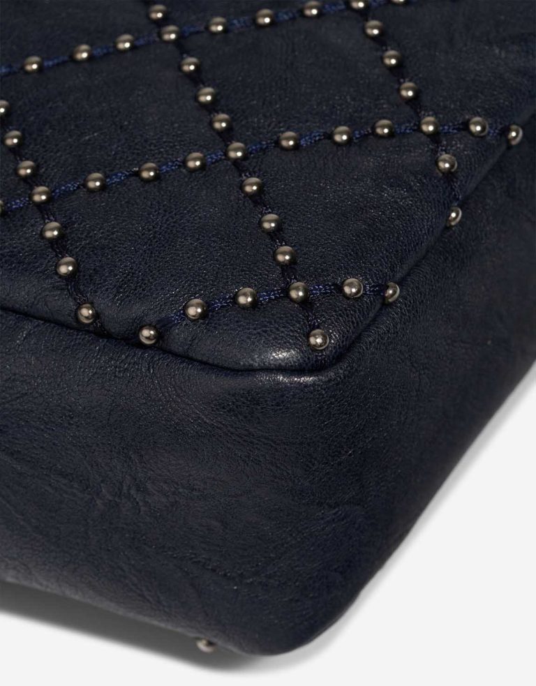 Chanel Timeless Medium Goat Dark Blue Signs of wear | Sell your designer bag