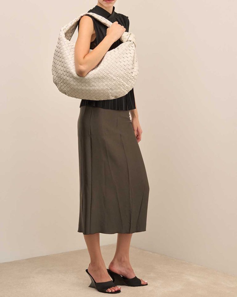 Bottega Veneta Jodie Large Lamb White Front | Sell your designer bag