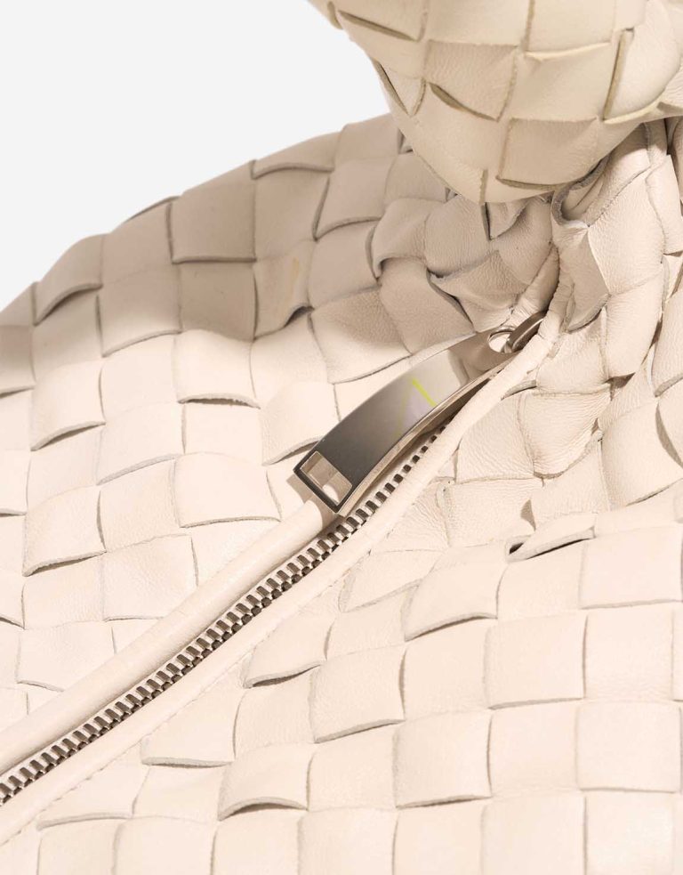 Bottega Veneta Jodie Large Lamb White Closing System | Sell your designer bag
