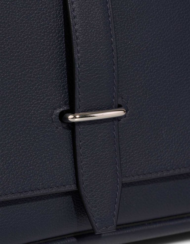 Hermès Steve Light Junior Messenger Bag Evercolor Bleu Nuit Closing System | Sell your designer bag