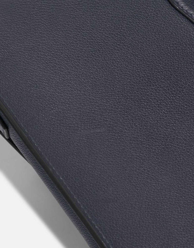 Hermès Steve Light Junior Messenger Bag Evercolor Bleu Nuit Signs of wear | Sell your designer bag