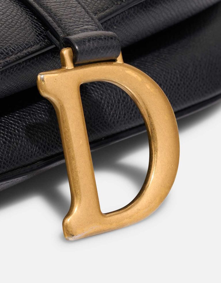 Dior Saddle Medium Calf Black Closing System | Sell your designer bag
