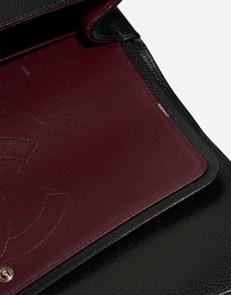 Chanel Timeless Jumbo Caviar Black Signs of wear | Sell your designer bag