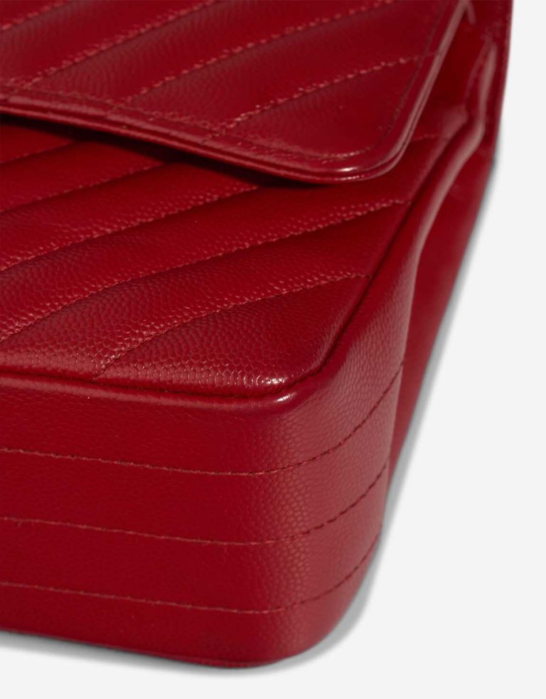 Chanel Timeless Chevron Medium Caviar Dark Red Signs of wear | Sell your designer bag