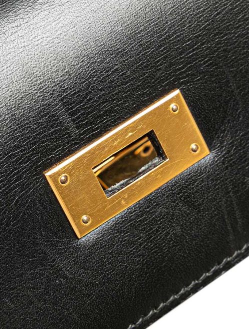 Hermès Kelly 32 Box Black Signs of wear | Sell your designer bag