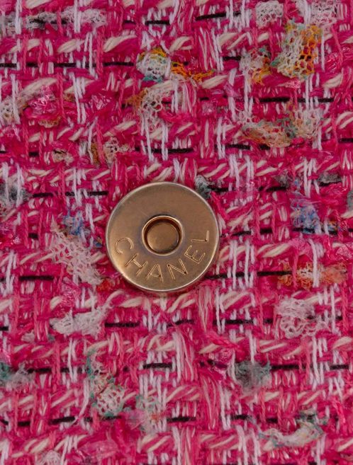 Chanel Filigree Wallet On Chain Tweed Pink Closing System | Sell your designer bag