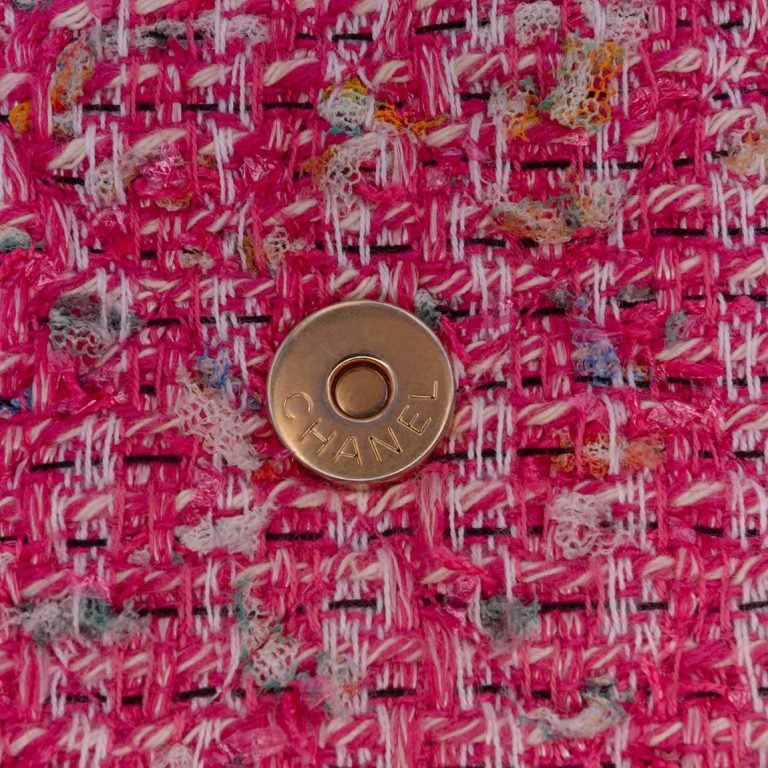 Chanel Filigree Wallet On Chain Tweed Pink Closing System | Sell your designer bag