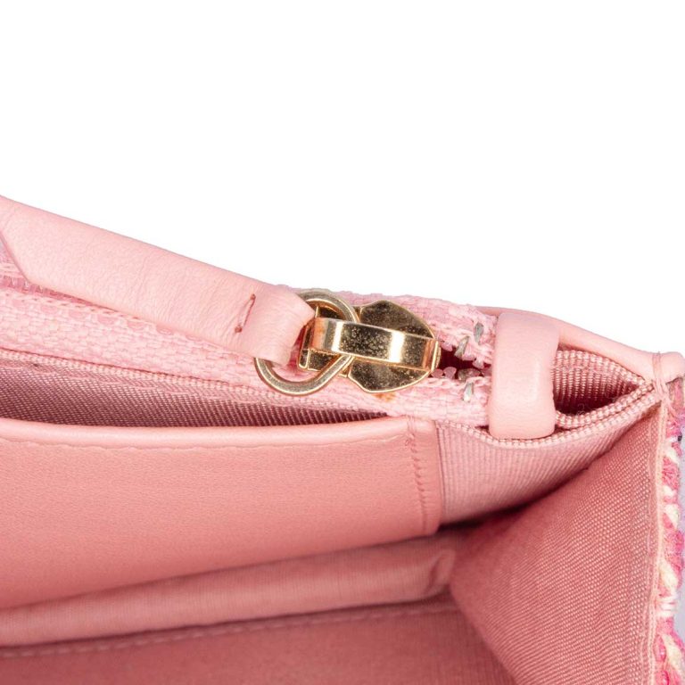 Chanel Filigree Wallet On Chain Tweed Pink Signs of wear | Sell your designer bag