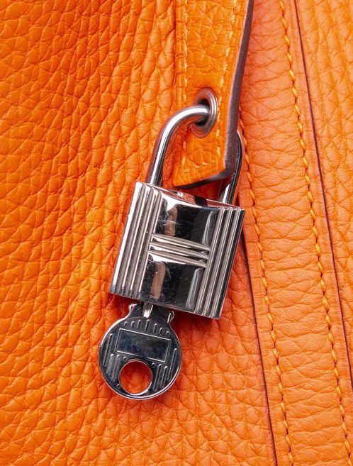 Hermès Picotin 22 Clémence Orange Signs of wear | Sell your designer bag