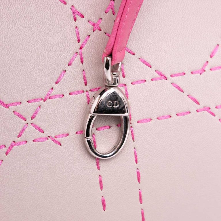 Dior Lady Medium Lamb Light Pink / Pink / Red Signs of wear | Sell your designer bag