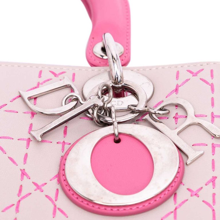 Dior Lady Medium Lamb Light Pink / Pink / Red Signs of wear | Sell your designer bag