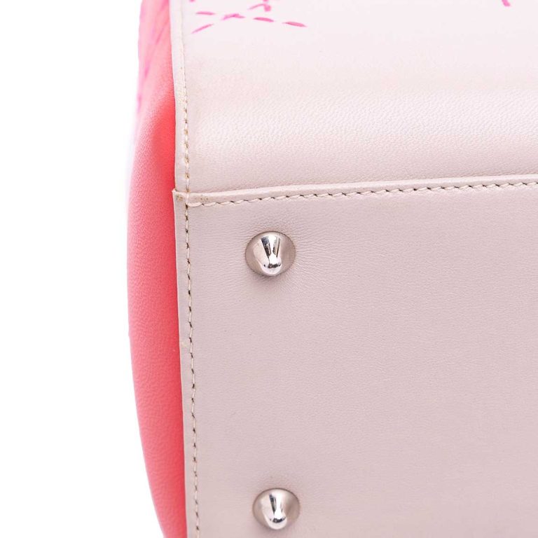 Dior Lady Medium Lamb Light Pink / Pink / Red Signs of wear | Sell your designer bag