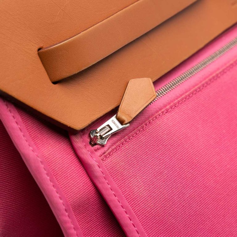 Hermès Herbag 39 Toile / Vache Hunter Sable Naturel / Rose Tyrien Signs of wear | Sell your designer bag