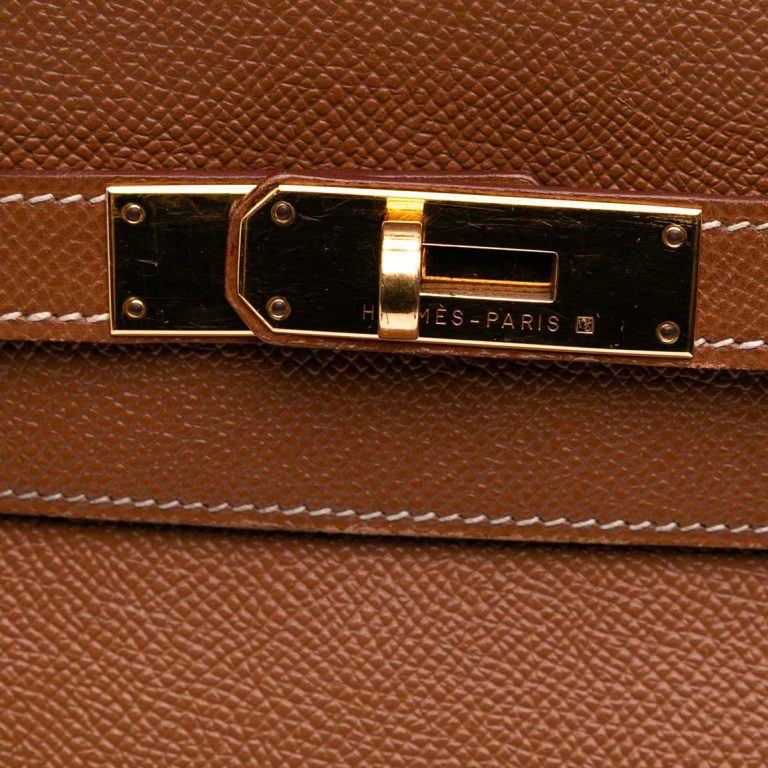 Hermès Kelly 32 Courchevel Noisette Closing System | Sell your designer bag